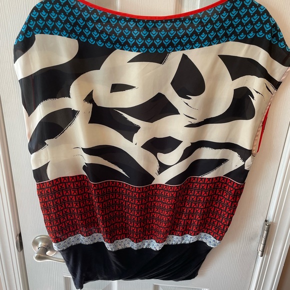 Express Top - Picture 3 of 4